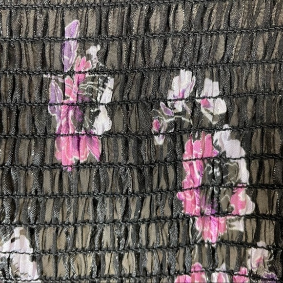 WAYF Eileen smocked off the shoulder top blouse size small balloon sleeves - Picture 9 of 14